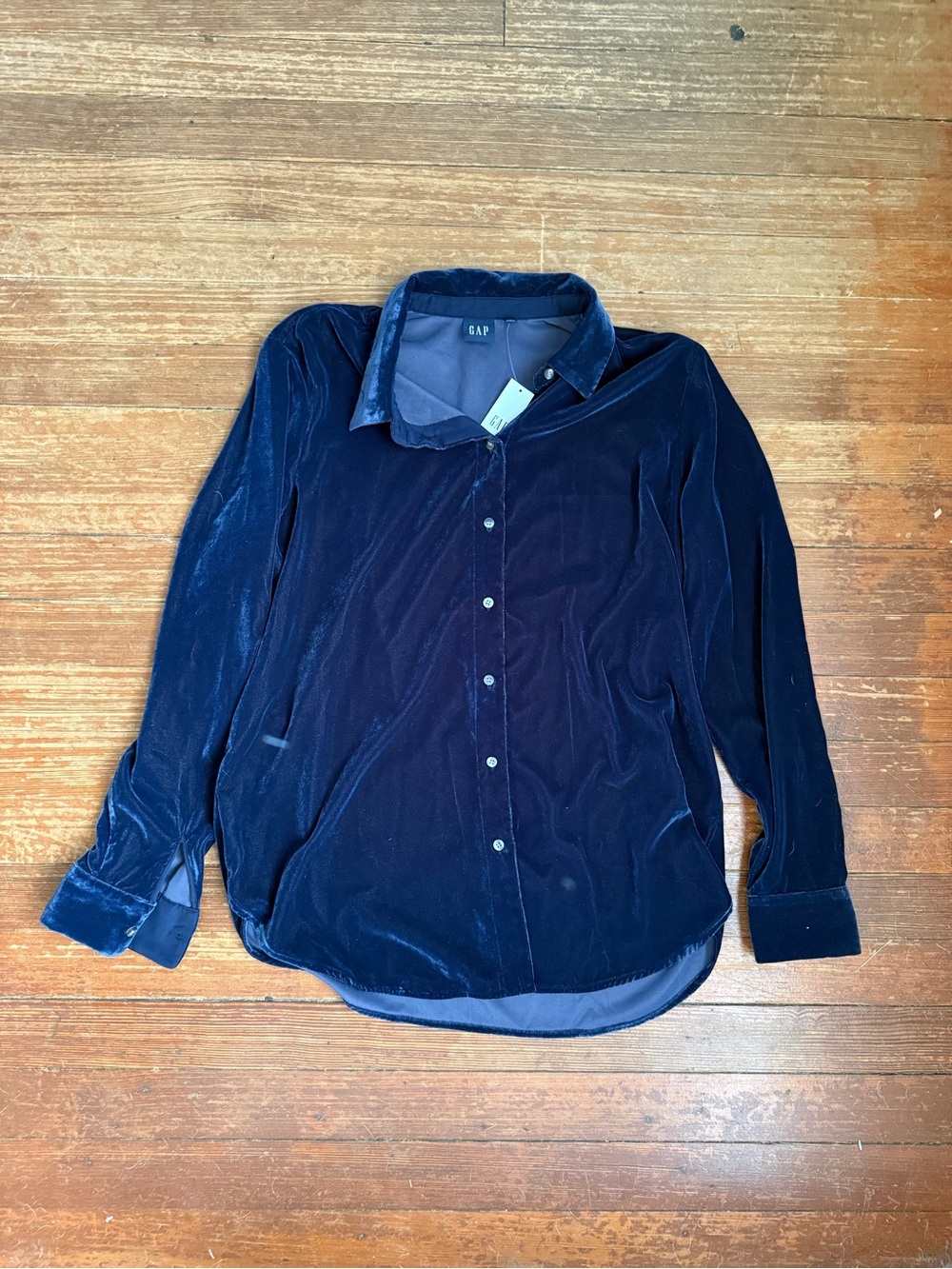 GAP BNWT Navy Velvet Button-Up Shirt Size Medium